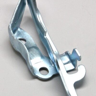 CRUISER HOOD HINGE
